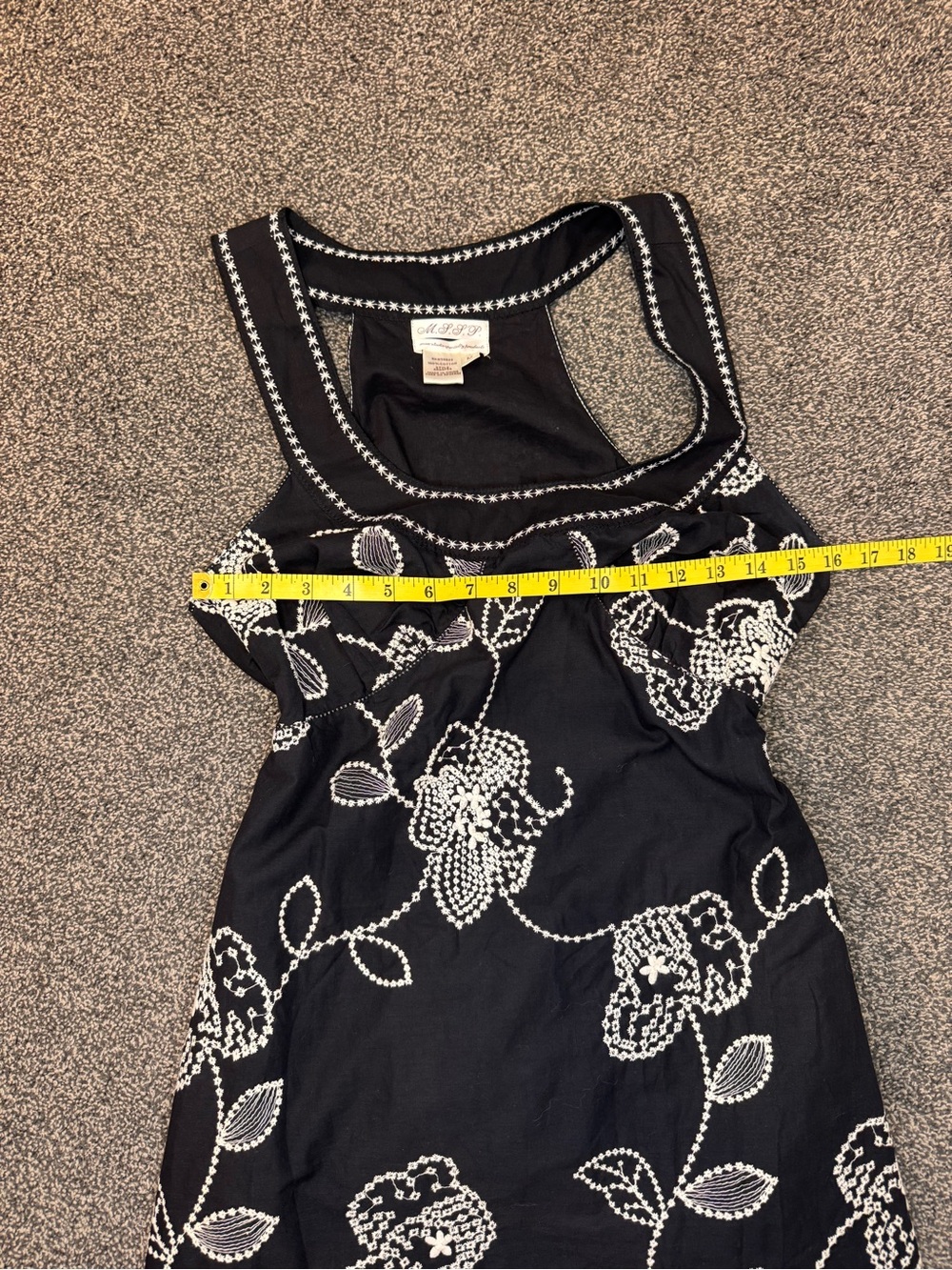 M.S.S.P Max Studio Black, Floral Embroidered Sleeveless Dress Lined Size Medium - Picture 7 of 11